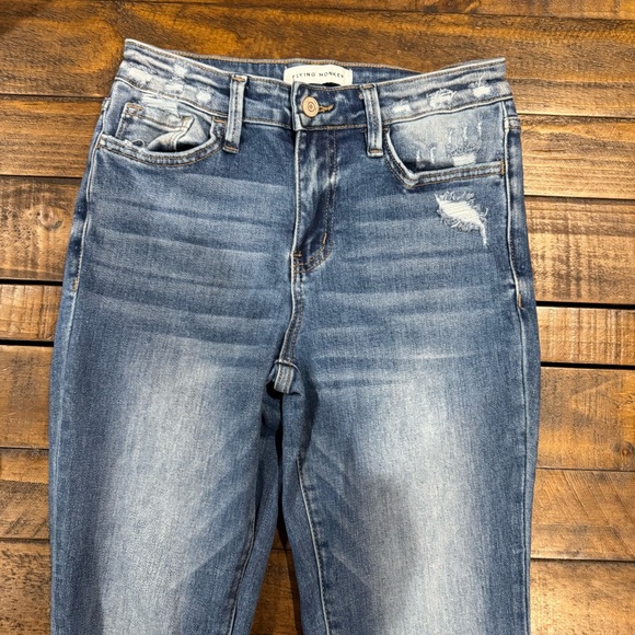 Flying Monkey Buckle High Rise Flare Medium Blue Wash Stretch Denim Jean Size 26 - Picture 3 of 14